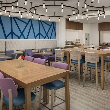 Hilton Garden Inn Pensacola Downtown Zewnętrze zdjęcie