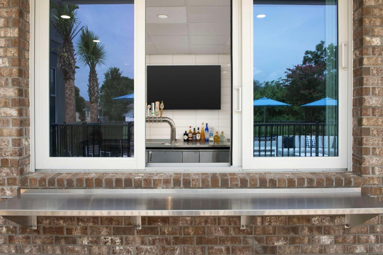 Hilton Garden Inn Pensacola Downtown Zewnętrze zdjęcie
